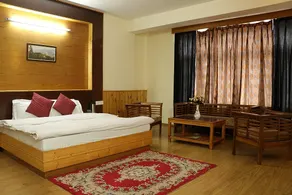 Hotel Mountain Trail Manali - Image 2