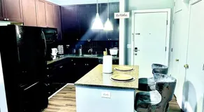 Beautiful Uptown Adventure Apartment - Image 4
