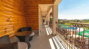 Hotel Royal Garden - Image 4