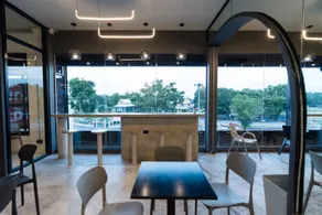 Sriintra Hotel - Image 4