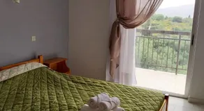 Meltemi Rooms and Apartments - Image 2