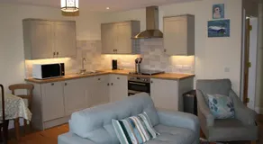 Callie's Cottage - Image 2
