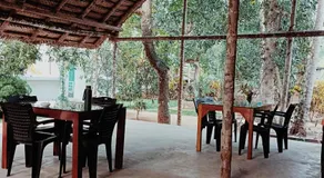 Molly's Hostel - Image 4
