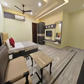 Hotel Sunshine Apartment - Image 2
