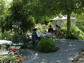 Hotel und Gutsgaststätte Rappenhof - Image 5