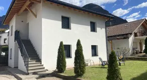 Luis Home - Image 2