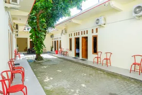 RedDoorz Syariah at Umbul Ponggok Waterpark Klaten - Image 5
