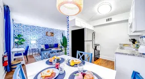 Family & Friends Retreat - Sleeps 19 - PalmWaveStays - Image 4