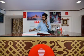 OYO Crown Plaza Heritage - Image 3