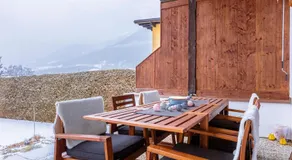 Neu saniertes Ferienhaus mit großem Garten - Image 3