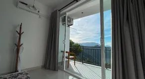 Crystal Spring Luxury Hotel - Image 5