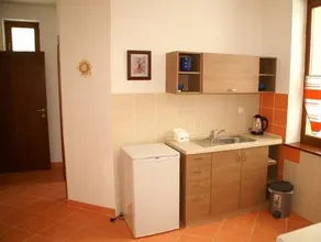 Hotel Avalanche - Image 3