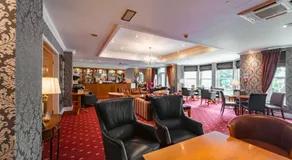 Farington Lodge Hotel - Image 2
