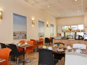 Hotel Parisiana - Image 2
