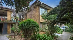 Cozy Hommee In Between CBD & Airport - Free Parking & Self Check-In - Image 5