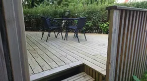 Central apartment with 2 bedrooms and free parking - Image 4