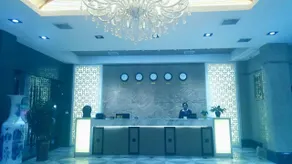 Jade Emperor Pavilion Hotel - Image 5