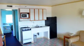 Cerca Del Mar Motel - Image 5