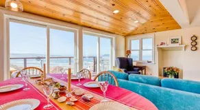 The Lookout! Stunning Views!! Walk to Beach! BBQ! Fast WiFi!! Dog Friendly! - Image 3