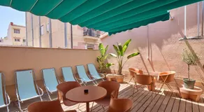 Latroupe Poblenou Beach - Image 4