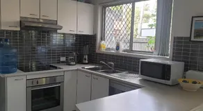 Mick's Shared Townhouse - Image 3