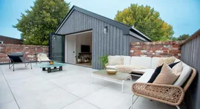 Chorlton Stylish Studio & Roof Terrace Apartments - Image 5