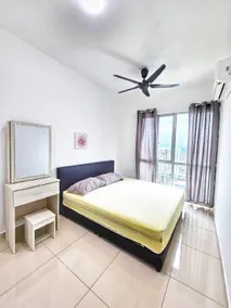 Metropol Holiday Suite - Image 5