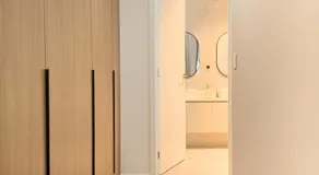 Galaxy Homes - City & Coast Luxury Retreat - Image 4