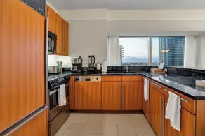 Four Seasons Hotel Miami Luxury Two Bedroom City View Suite- Free Parking - Image 5