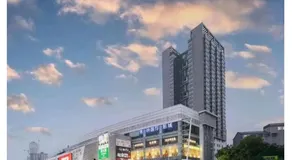 Dori1993 Hotel Adjacent to the world's largest snack shop "Snack Kingdom" and the city's C-location Wuyi Square! - Image 4