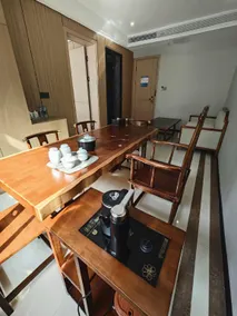 TOWO Holiday Hotel Jingdezhen People Square Guomao - Image 3