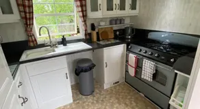 “Ty Hir Caravan” Moelfre - Image 2