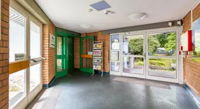 Euro Inn - Hotel - Image 2