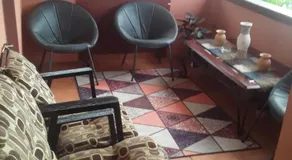 Derick's Inn - Image 2