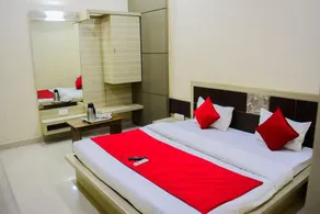 Hotel Blue Star - Image 2