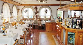 Hotel Schwarzenbergs Traube - Image 5