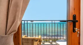 Beach House Hotel - Image 3
