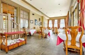 Gateways Inn - Image 5