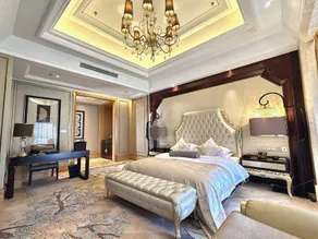 Wushan Jiangshan Red Leaves Two Rivers Holiday Hotel - Image 2