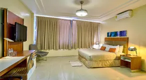 Hotel Libertad at historic main street - Image 2