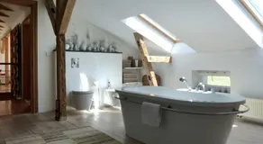 Villa vid trumpet | Lägenhet \"Stuga\" | Höger vid sjön - Image 2