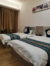 Bamboo Garden Apartment - Image 2