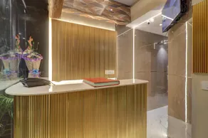 Hotel Omega - Image 4