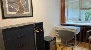 Gemütliches Zimmer mit großem Bad - Image 2