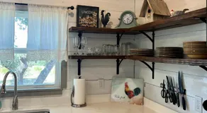 Spring Break | Hot Tub, Pool, Farm Stay - Image 3