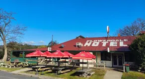Flowerdale Hotel - Image 5