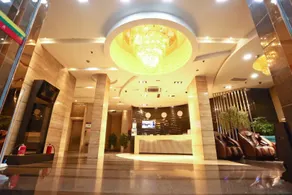Dazhou Huazhou Hotel (City Center Plaza Dayi Middle School) - Image 2