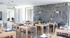 Hotel Restaurant Santiago - Image 4
