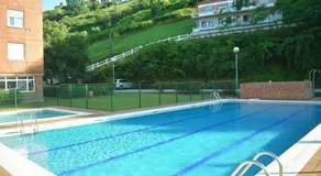 Dos habitaciones Coqueto y cómodo apartamento con piscina y padel - Image 5