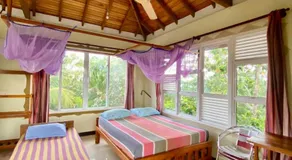 Beach Hut - Image 2